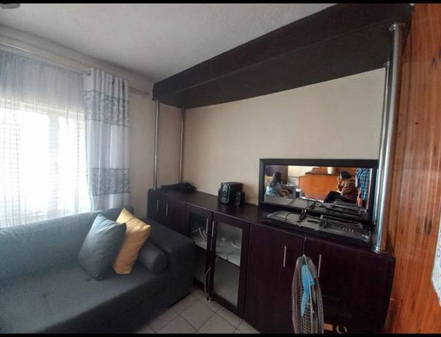 2 BEDROOM HOUSE FOR SALE IN MOORTON